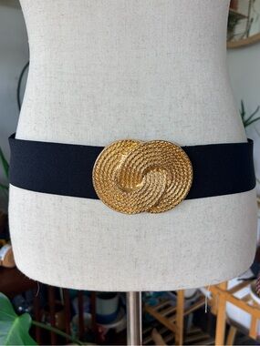 Vintage Nan Lewis Gold Swirl Textured Statement Belt Black Elastic Cinch